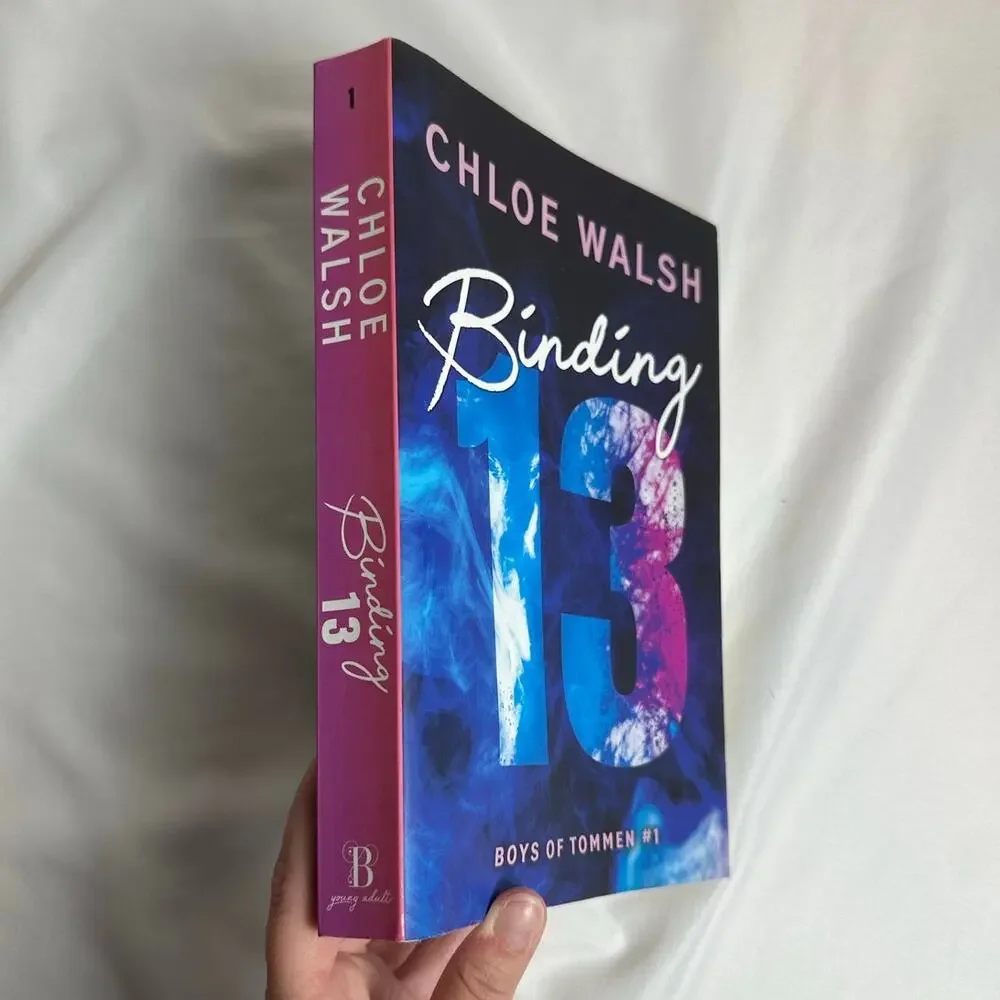 Binding 13 Chloe Walsh OOP Ombre Spine 1st Printing Paperback Boys of Tommen